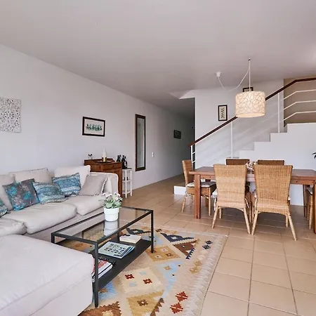 Appartamento Schoenes Reihenhaus Casa Azul Mit Meerblick Und Gemeinschaftspool