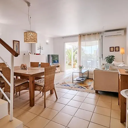 Appartamento Schoenes Reihenhaus Casa Azul Mit Meerblick Und Gemeinschaftspool Porches (Algarve)