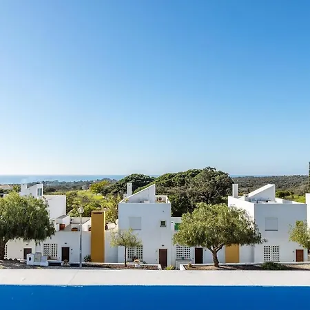 Appartamento Schoenes Reihenhaus Casa Azul Mit Meerblick Und Gemeinschaftspool Porches (Algarve)