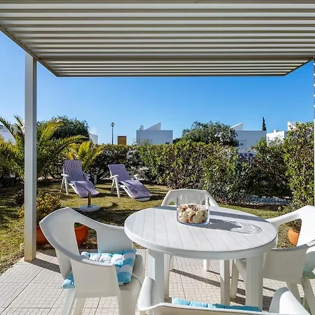 Schoenes Reihenhaus Casa Azul Mit Meerblick Und Gemeinschaftspool * Porches (Algarve)